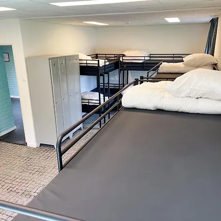 호스텔 De Admiraal 덴헬데르